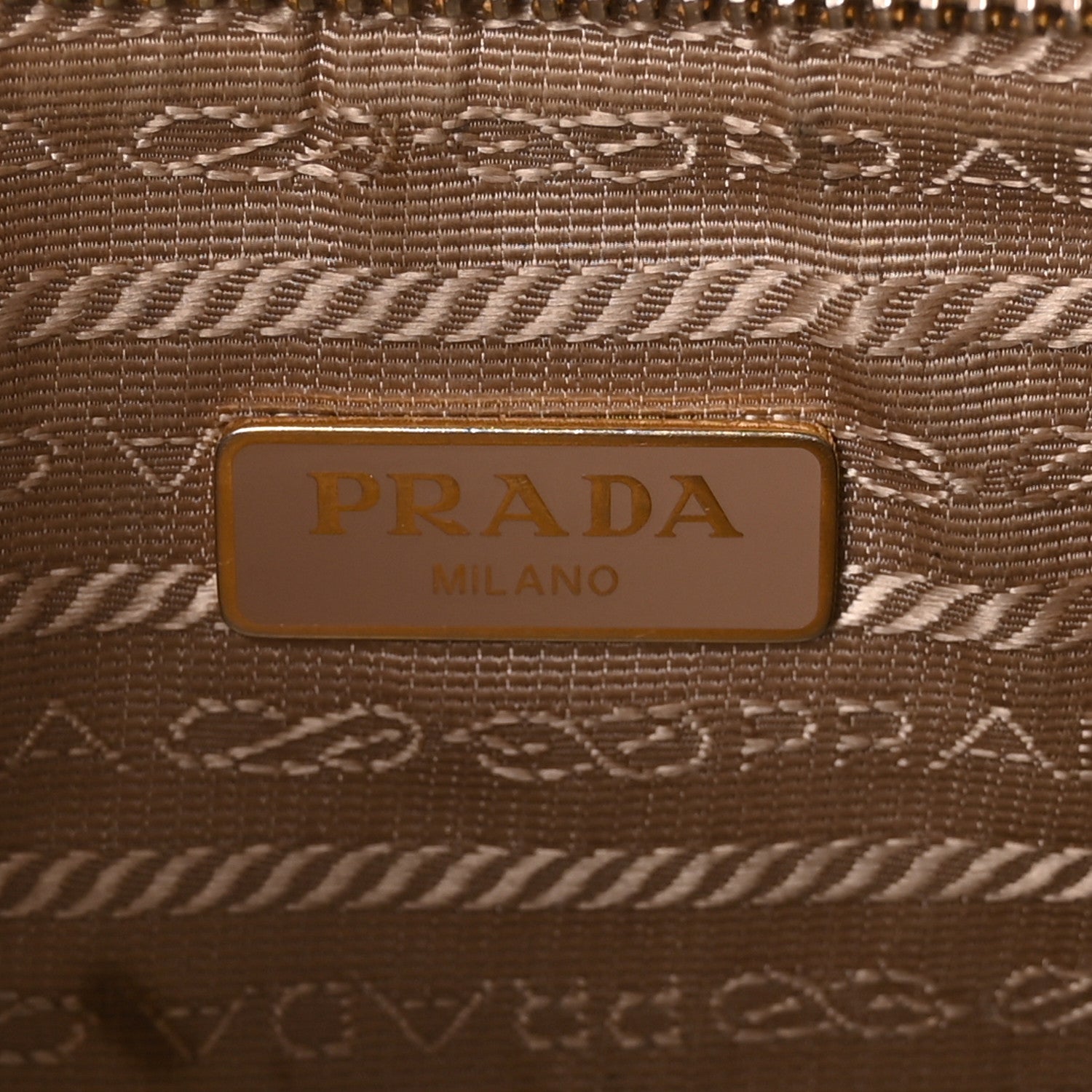 Prada Saffiano Lux Re-Edition 2005 Shoulder Bag Cammeo 6 of 11