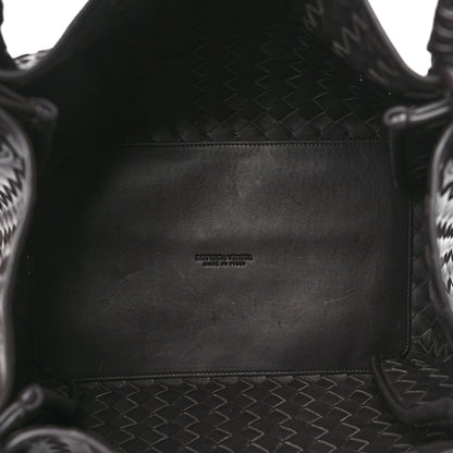 Bottega Veneta Nappa Intrecciato Large Andiamo Parachute Shoulder Bag Fondant 6 of 9