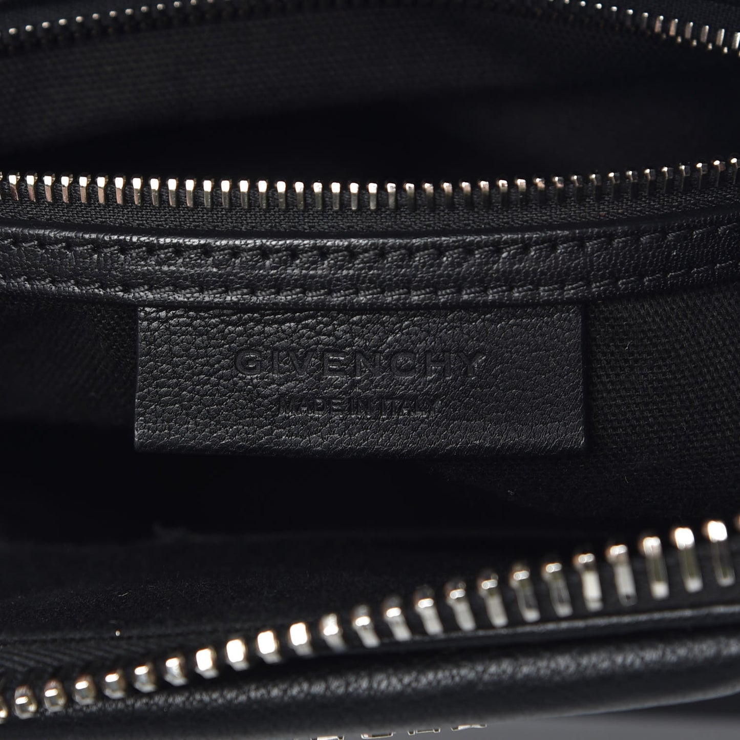Sugar Goatskin Small Antigona Black