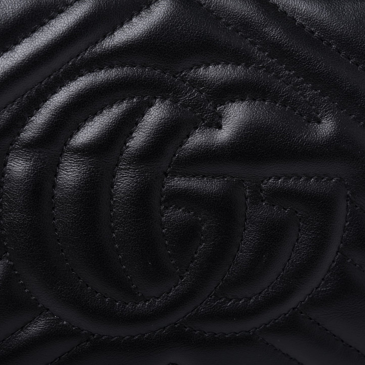 Calfskin Matelasse Mini GG Marmont Chain Shoulder Bag Black