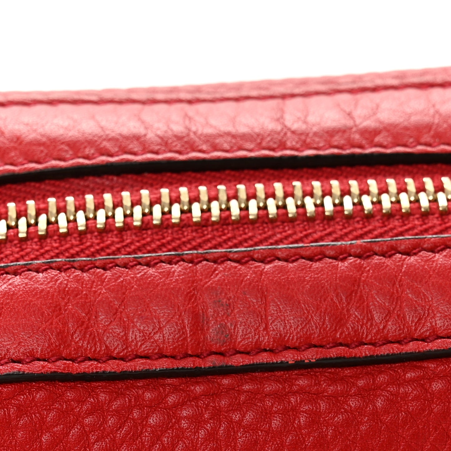 Pebbled Calfskin Soho Small Cosmetic Case Red