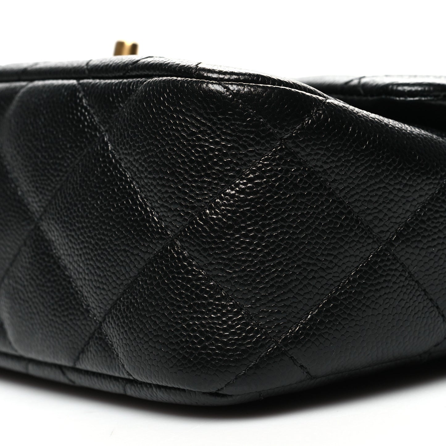 Caviar Quilted Sweetheart Flap Black