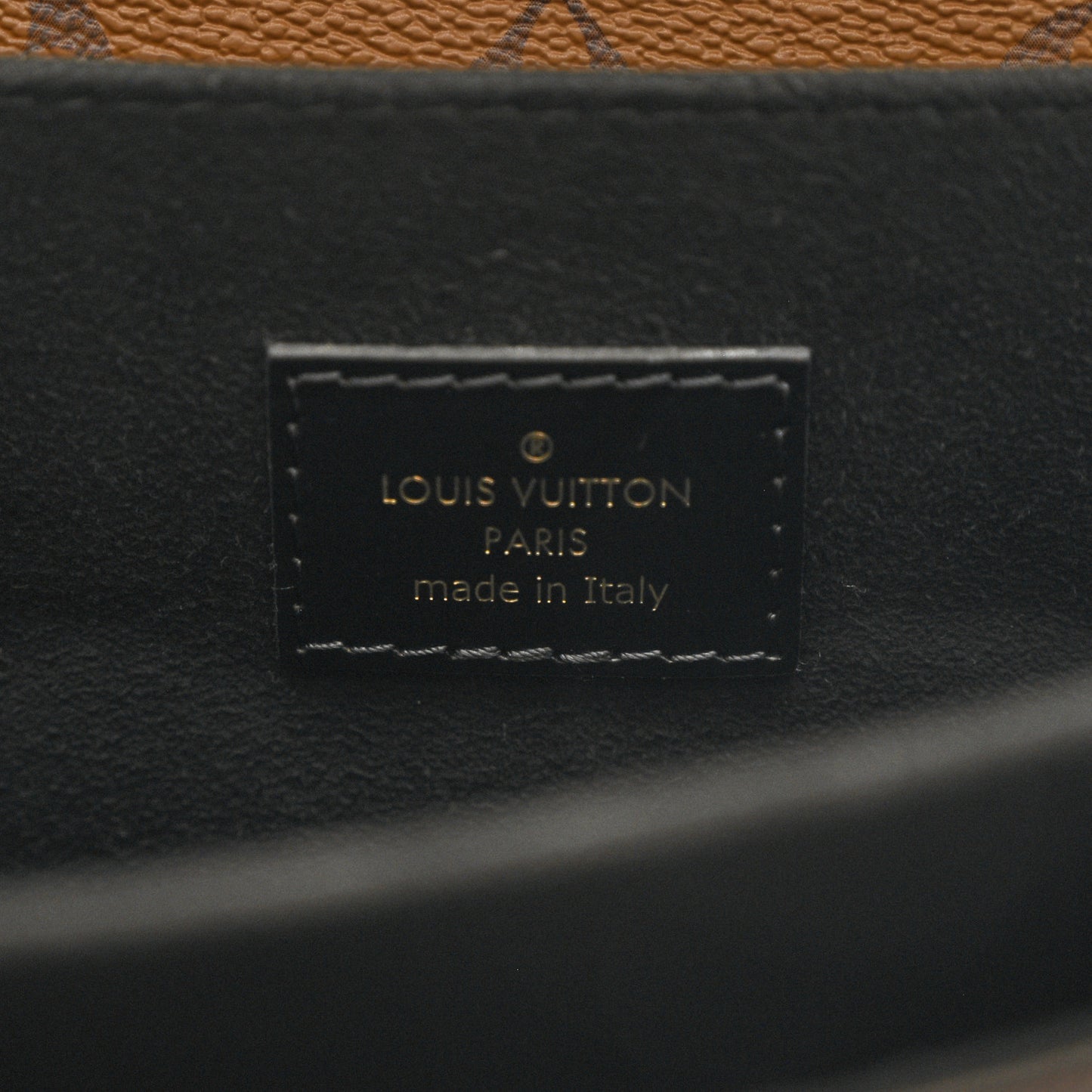 Reverse Monogram Pochette Metis