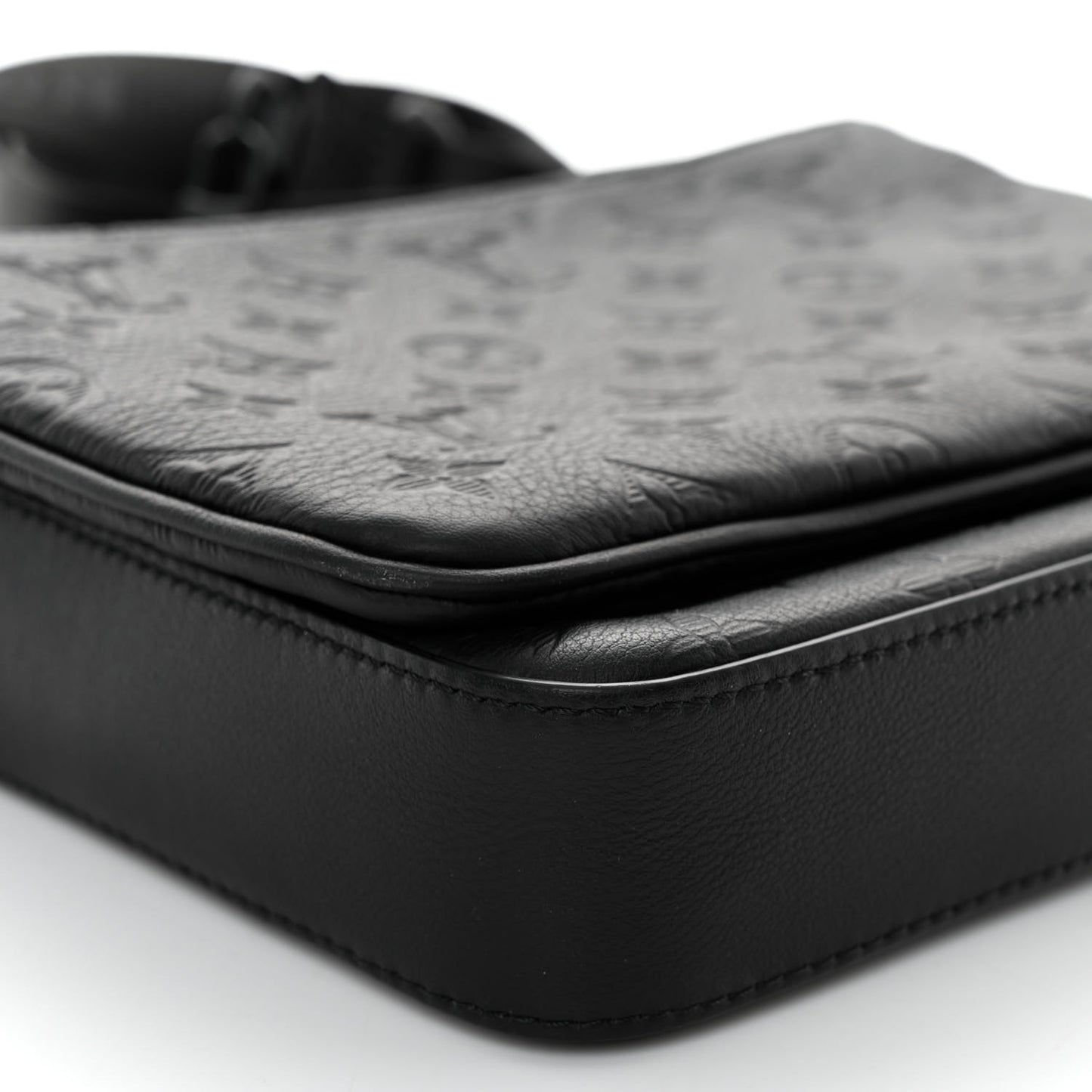 Calfskin Monogram Shadow Trio Messenger Black