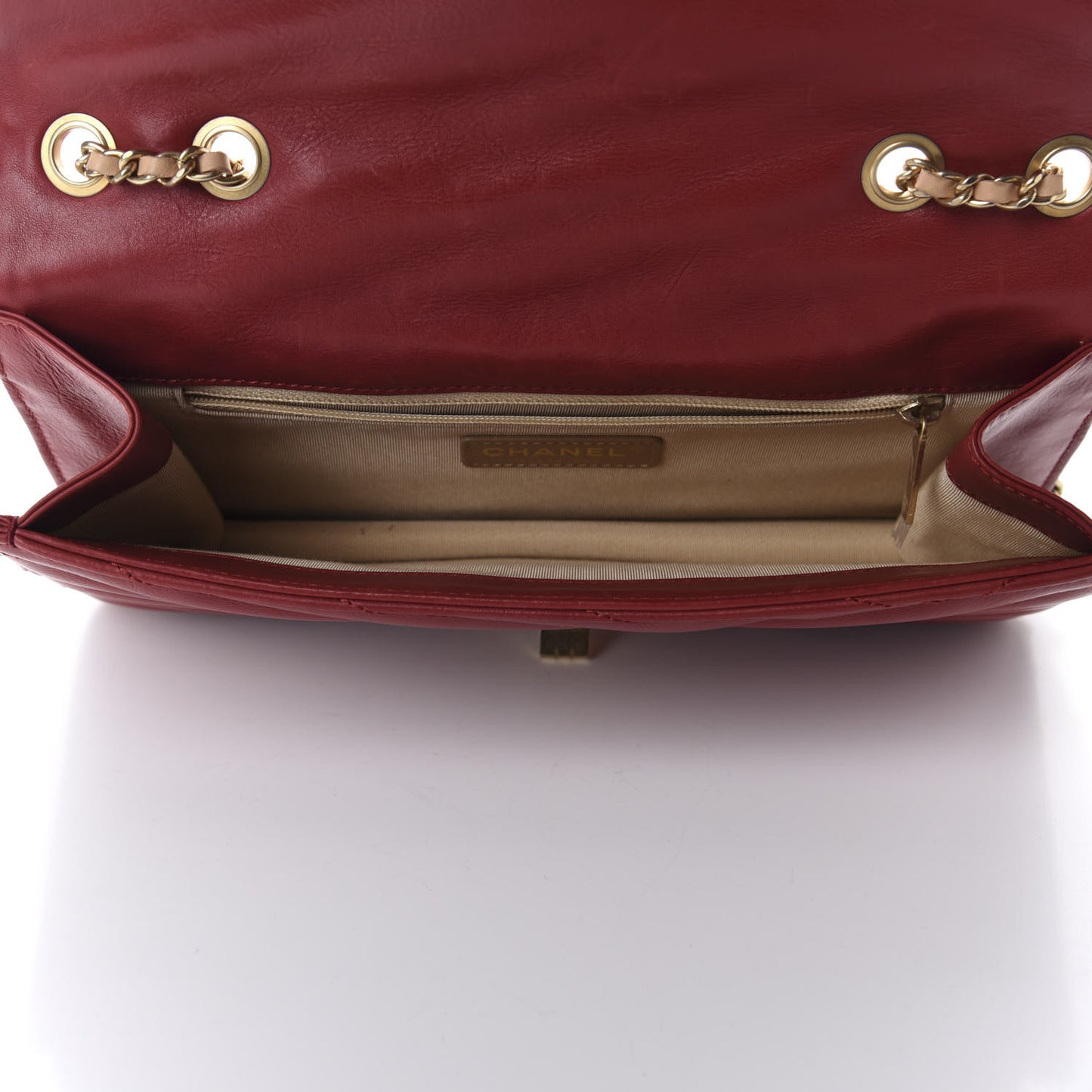 Calfskin Chevron Quilted Gabrielle Flap Red