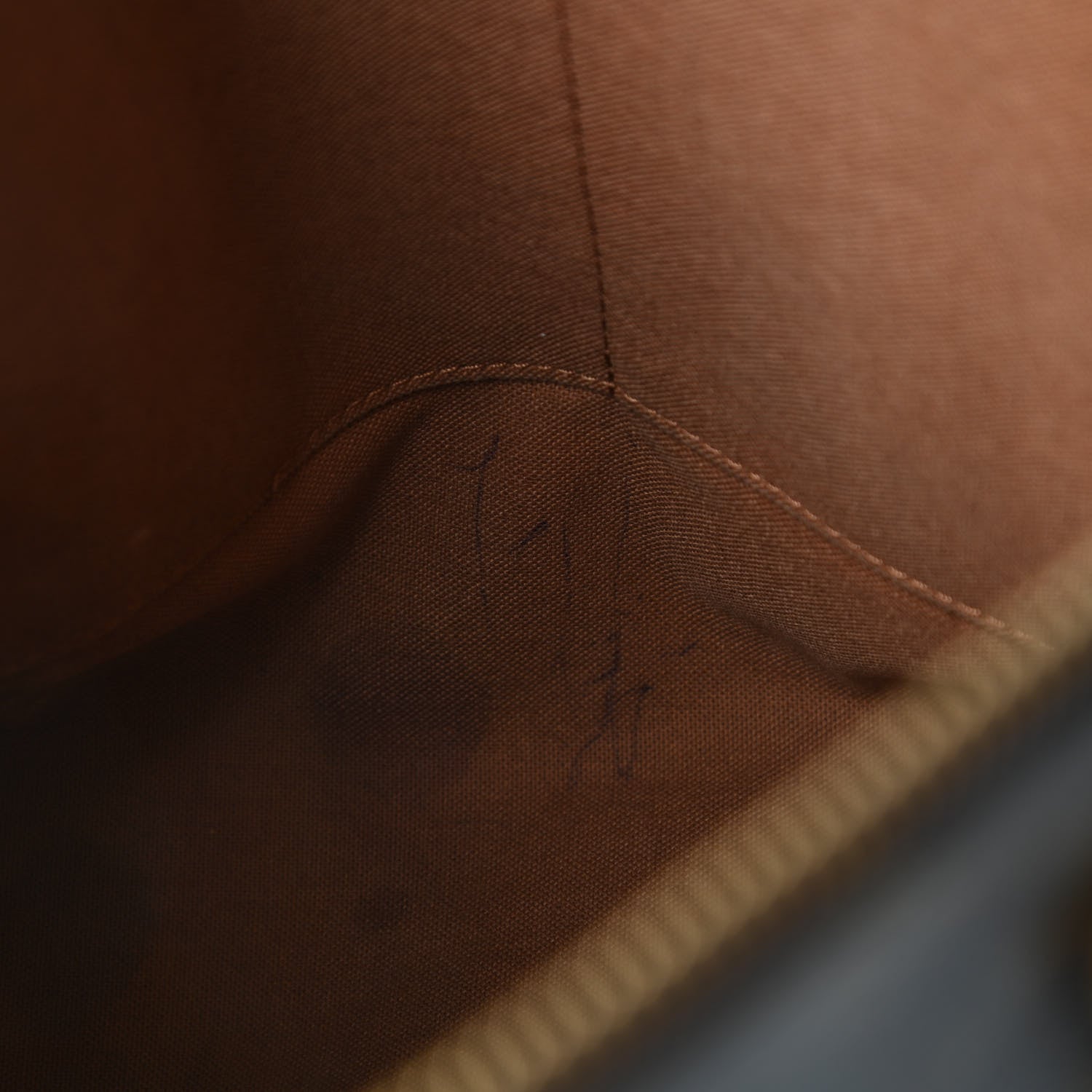 Louis Vuitton Monogram Totally PM 11 of 11