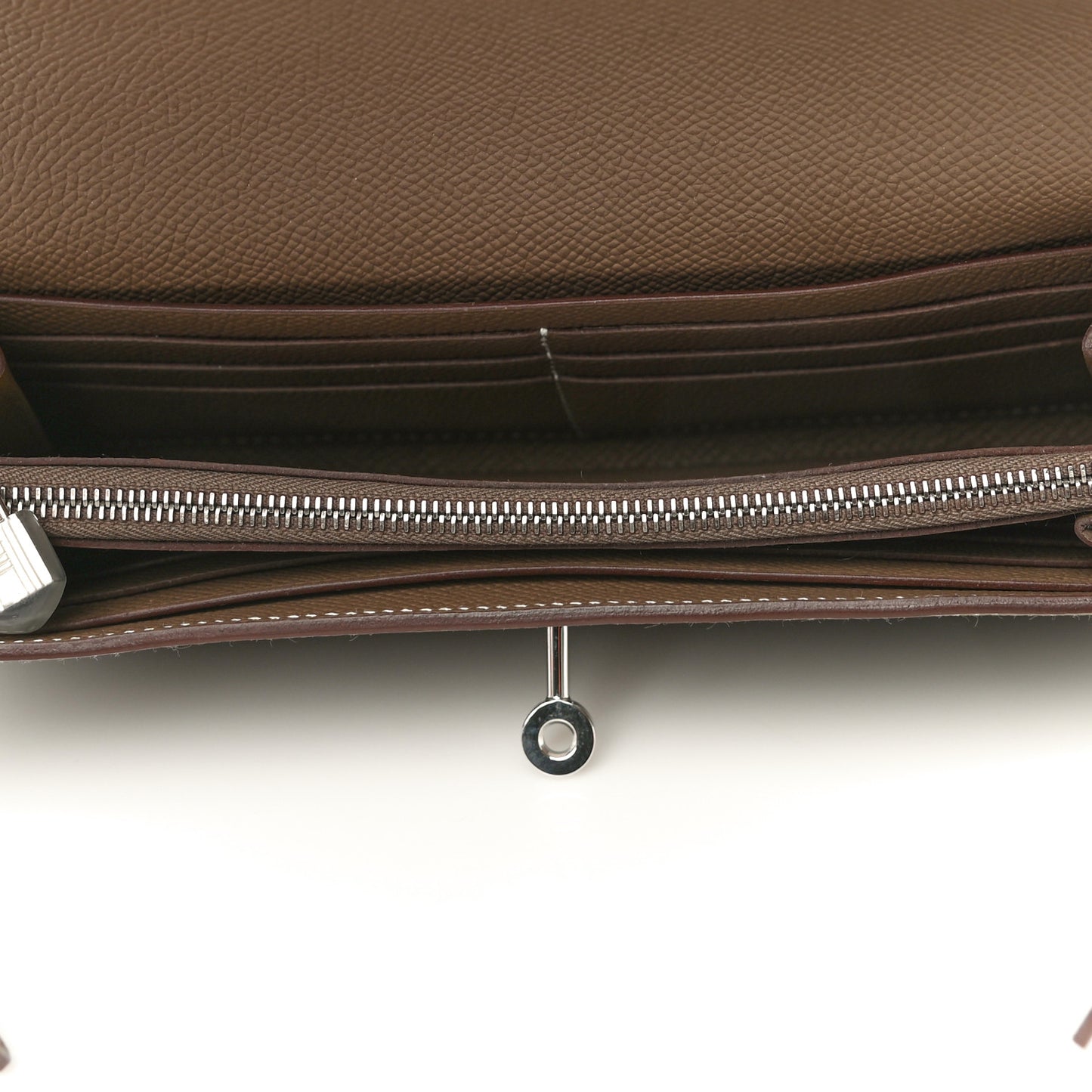 Epsom Kelly Longue Wallet Etoupe