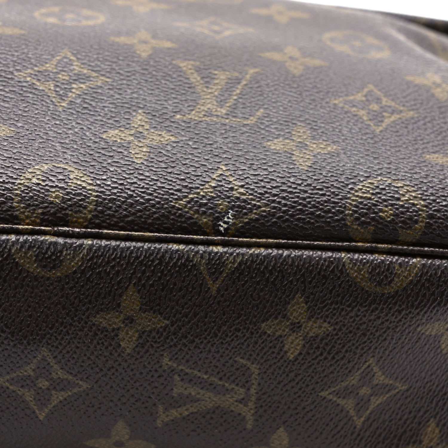 Louis Vuitton Monogram Trousse Toilette 28 8 of 9