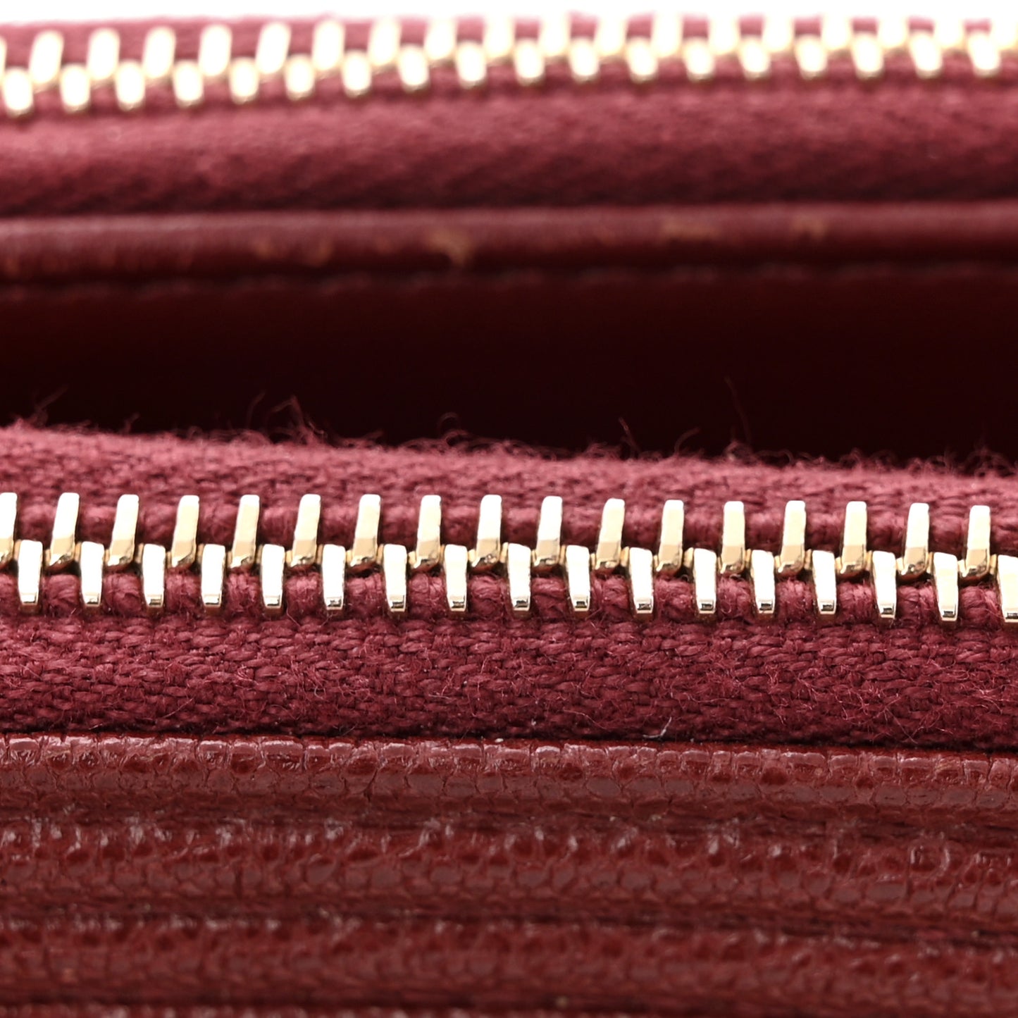 Caviar Quilted Small Boy Clutch With Chain Burgundy