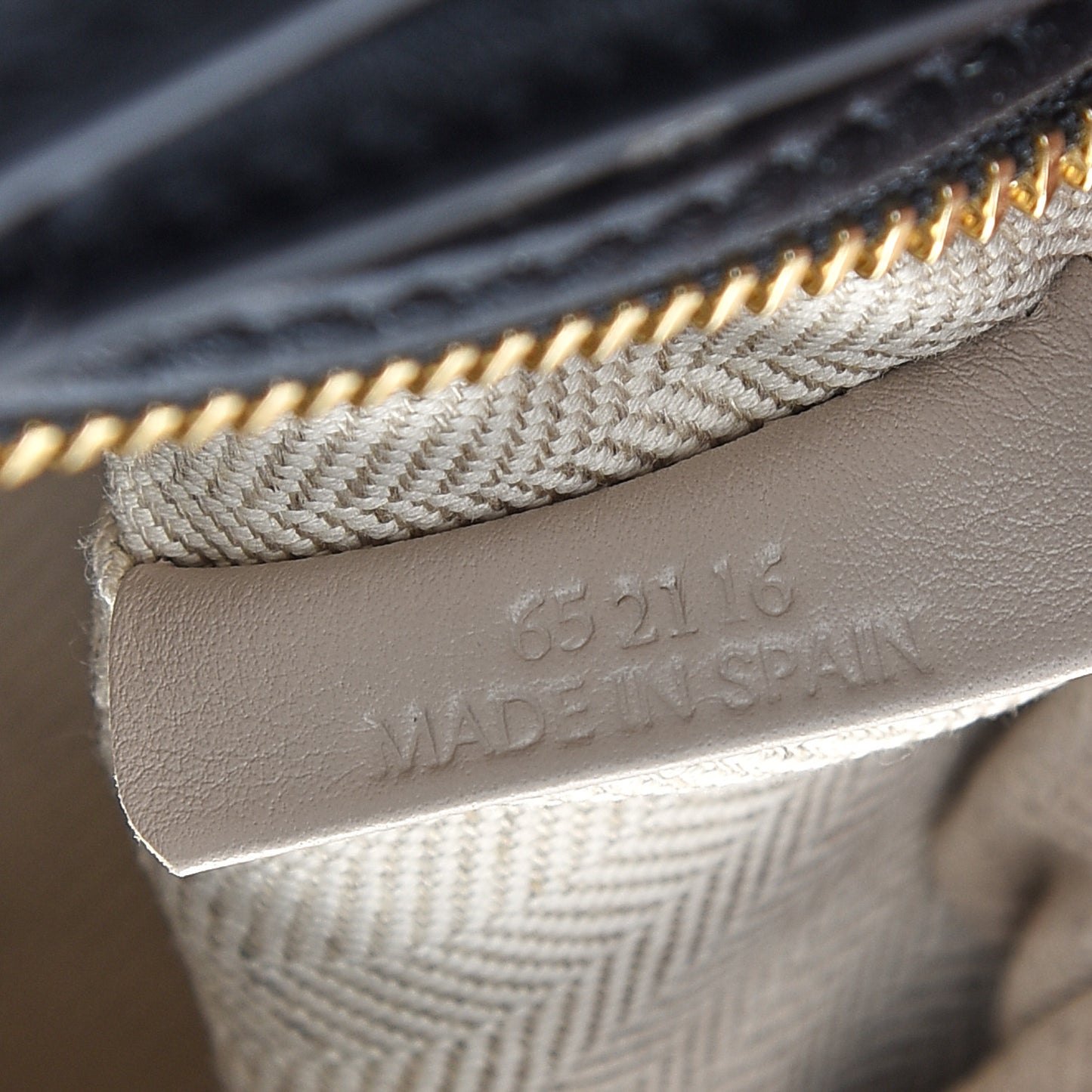 Jacquard Anagram Calfskin Small Cubi Bag Ecru Black