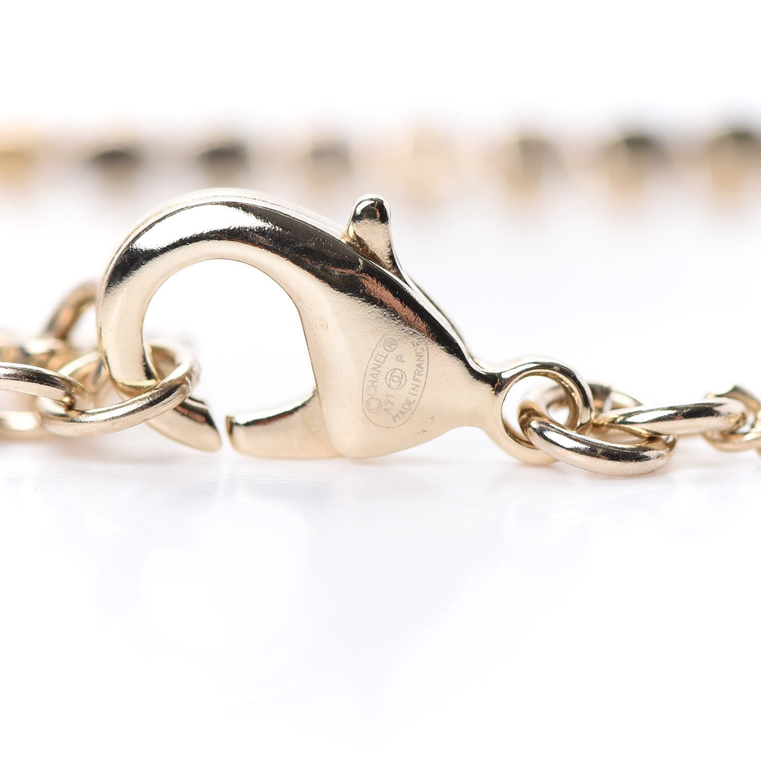 Chanel Crystal Pearl Glass Beaded CC Short Necklace Gold White Black 4 of 5