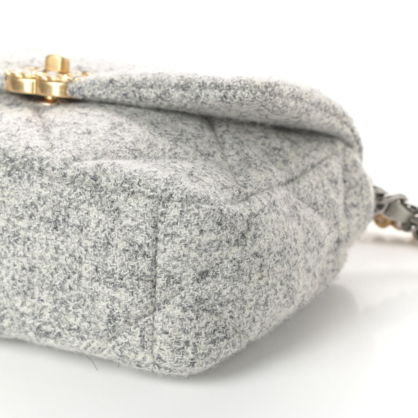 Tweed Quilted Medium Chanel 19 Flap Grey Ecru