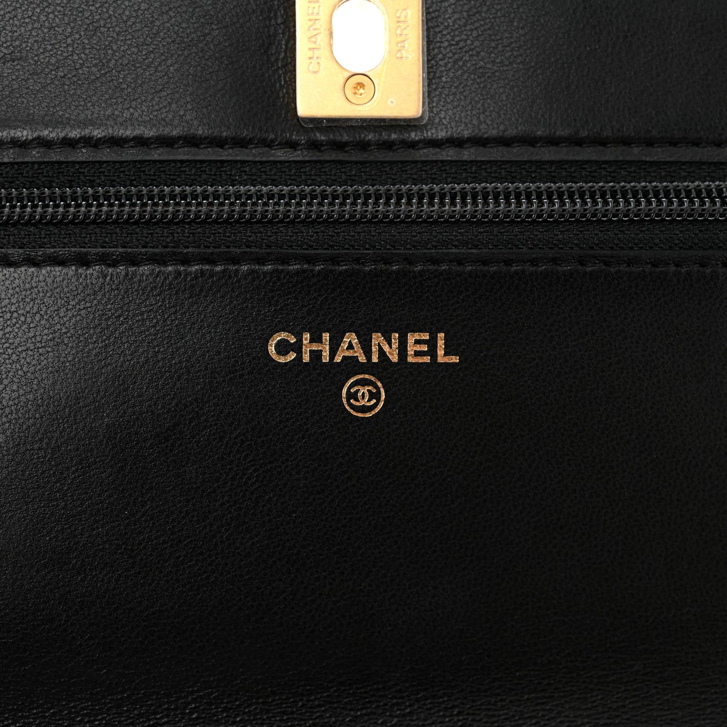 Lambskin Quilted CC Pearl Crush Wallet on Chain WOC Black