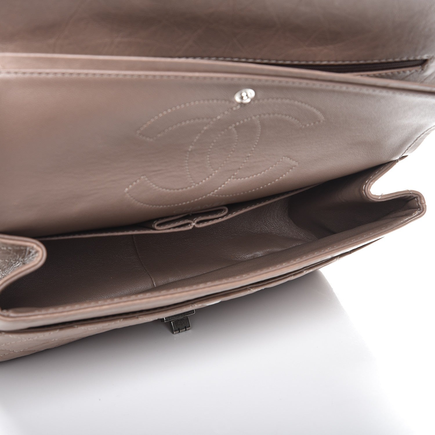 Chanel Aged Calfskin Quilted 2.55 Reissue 226 Flap Light Brown 6 of 12