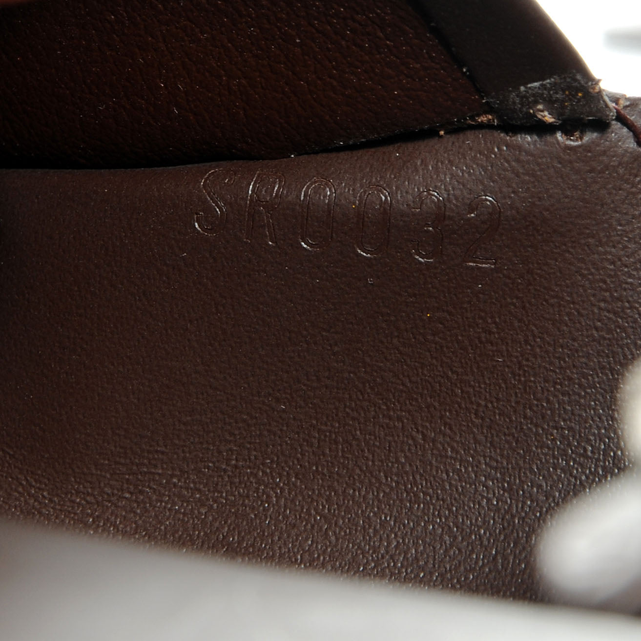 Epi Porte-Monnaie Billets Tresor Wallet Moka