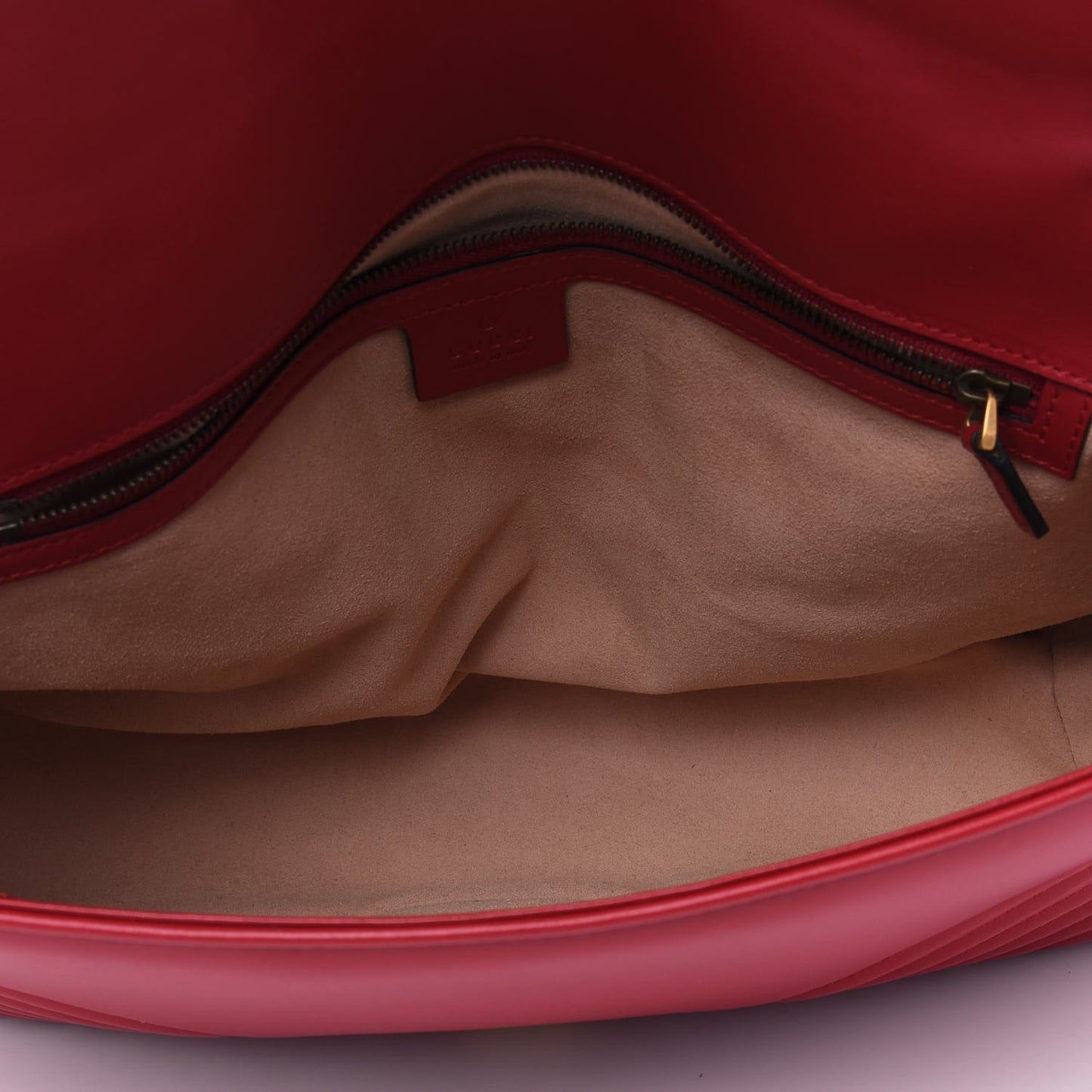 Calfskin Matelasse Large GG Marmont Shoulder Bag Hibiscus Red