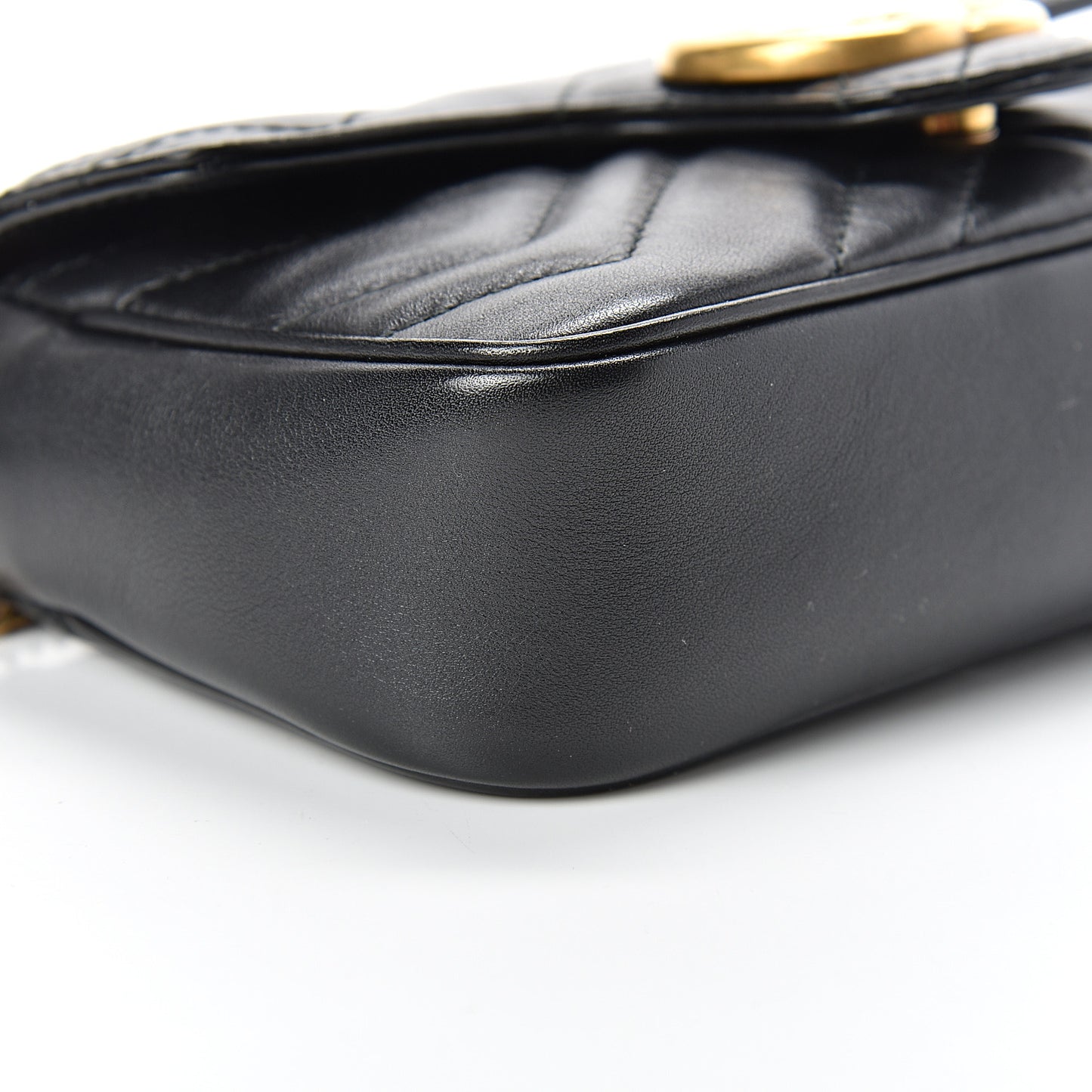 Calfskin Matelasse Super Mini GG Marmont Shoulder Bag Black