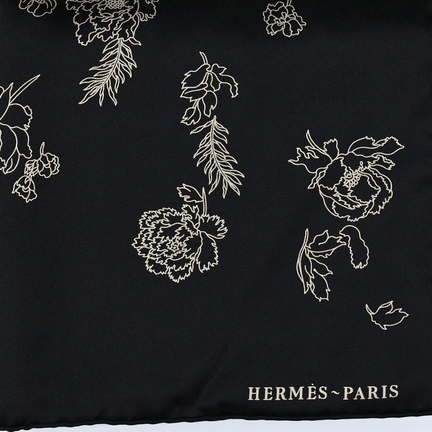 Silk Twill Robe Legere Scarf 90 Black White