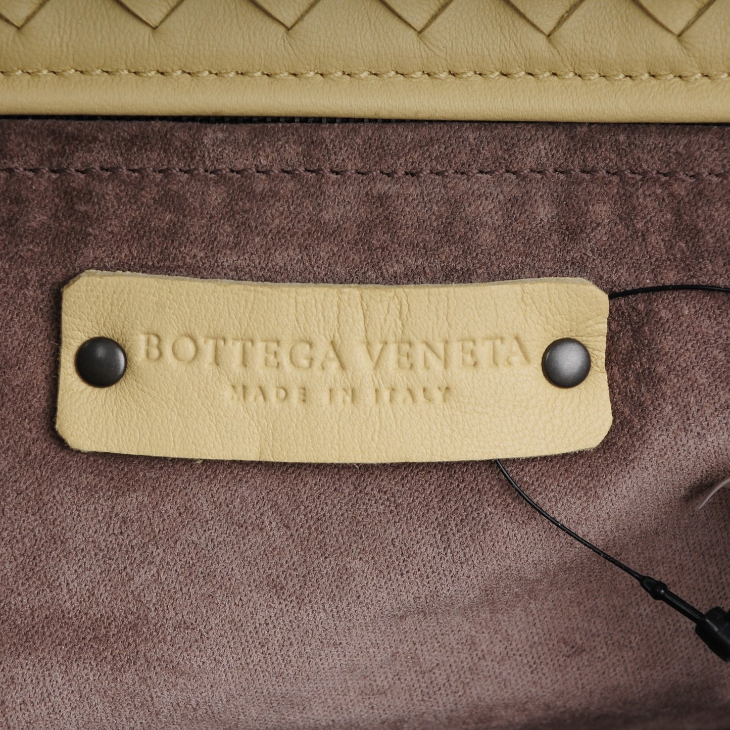 Nappa Intrecciato Large Seamless Tote Banane