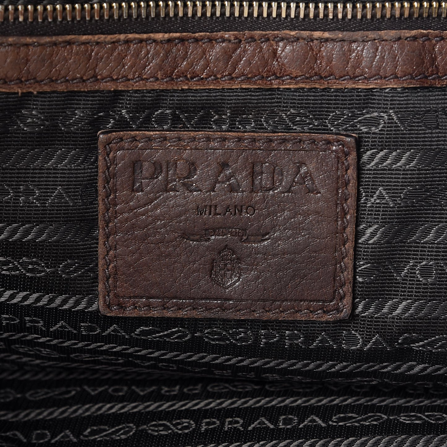 Vitello Daino Shoulder Bag Bruciato