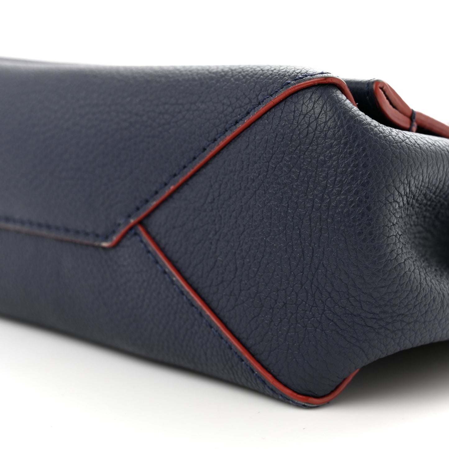 Calfskin Lockme II Chain Bag BB Marine Rouge