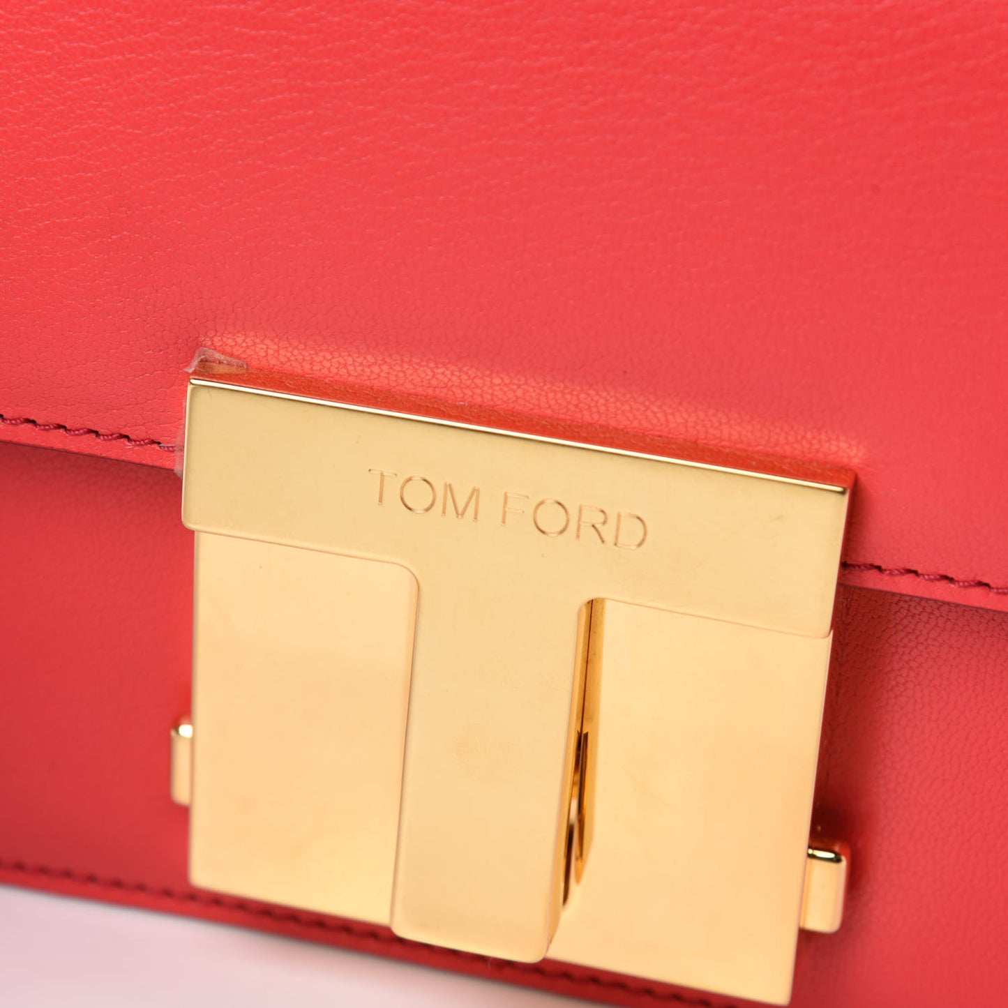 Shiny Goatskin T Clasp Shoulder Bag Red
