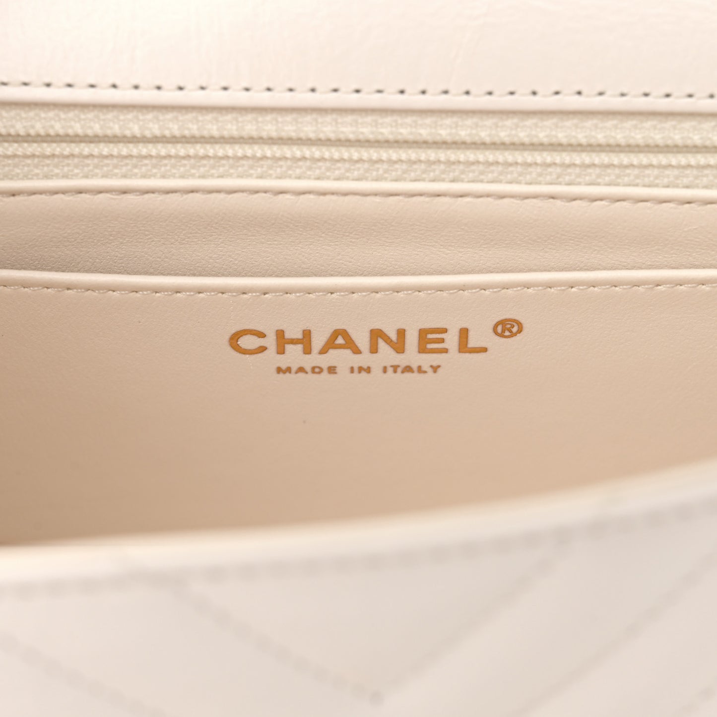 Aged Calfskin Chevron Quilted 2.55 Reissue Mini Flap White