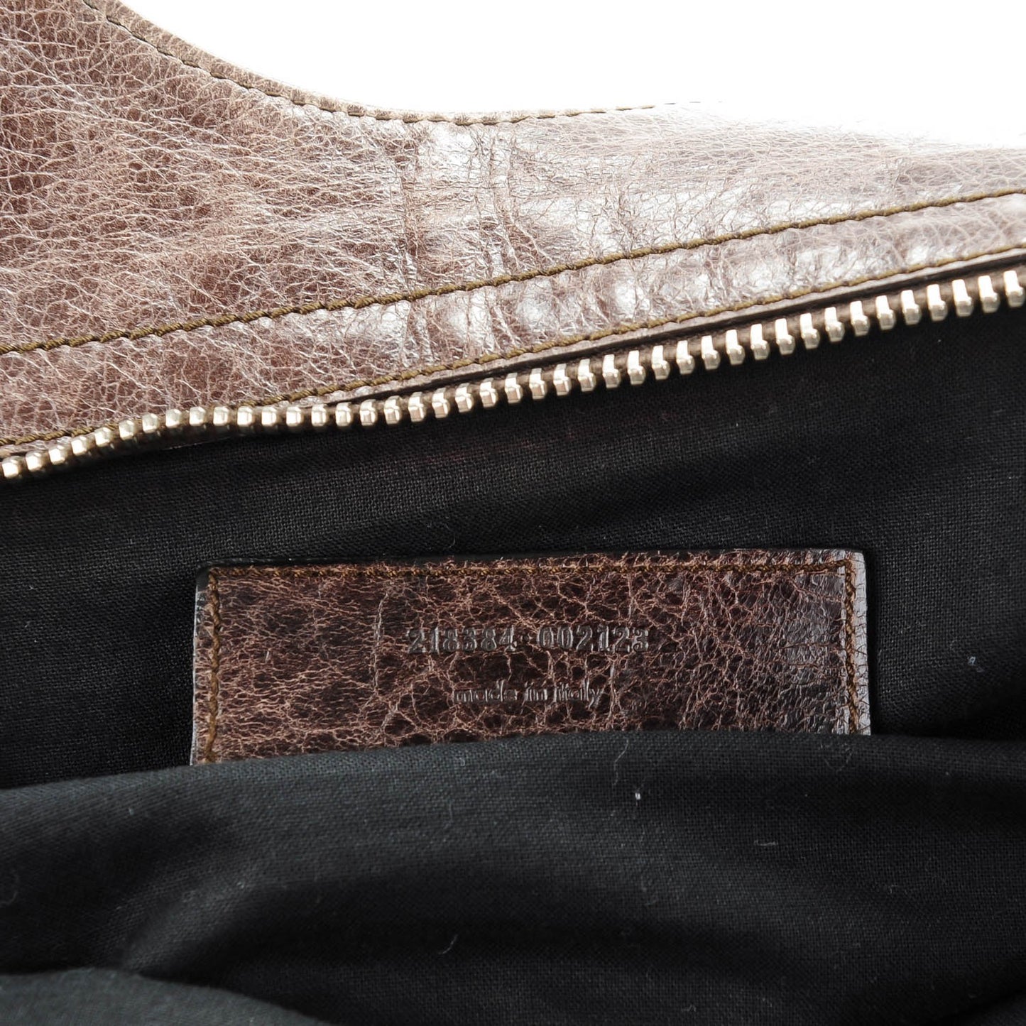 Agneau Giant Brogues Hardware Folder Charbon