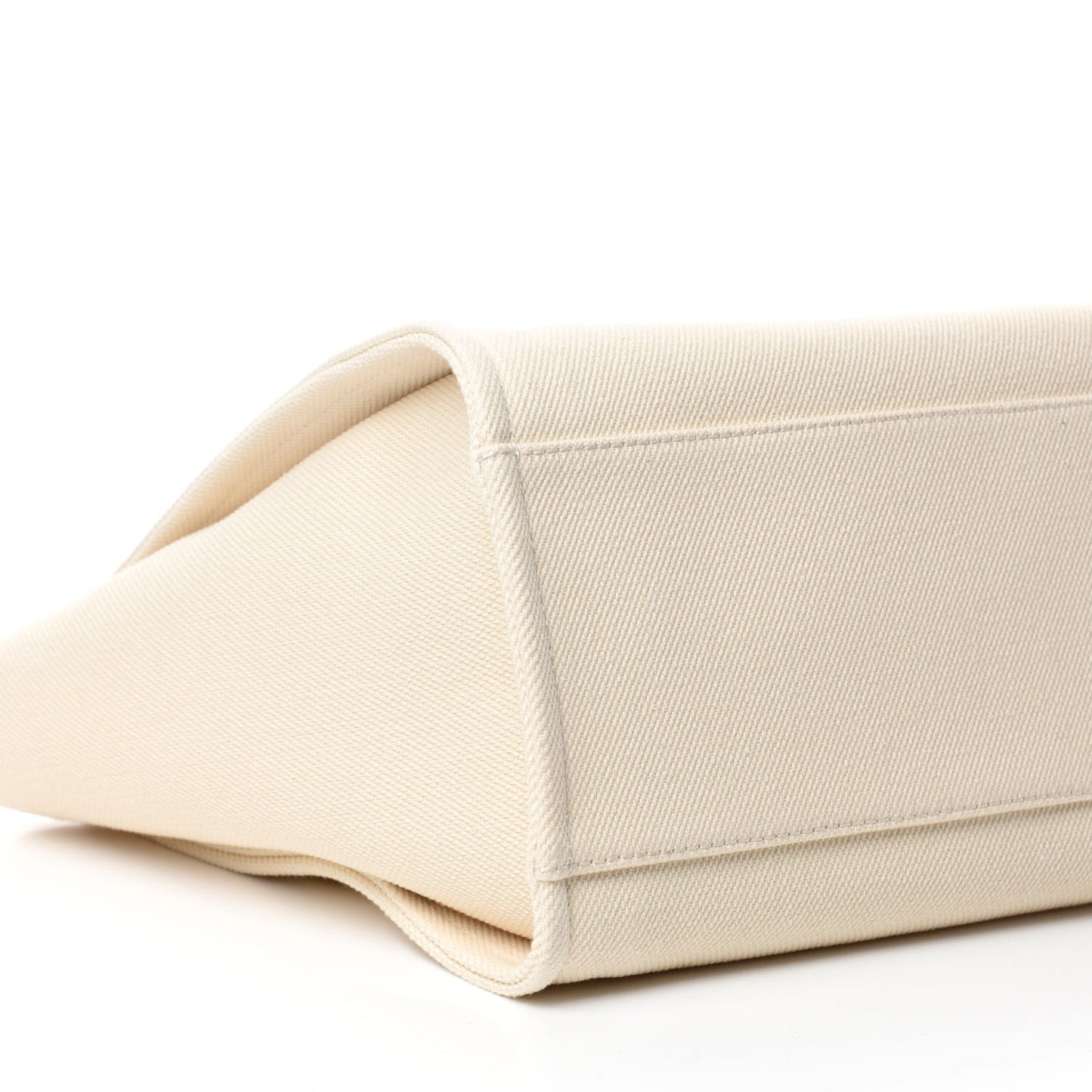 Canvas Pearl Medium Deauville Tote Ecru Beige