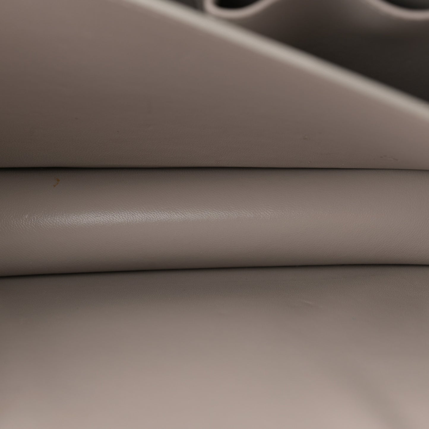 Box Calfskin Medium Classic Box Flap Bag Clay