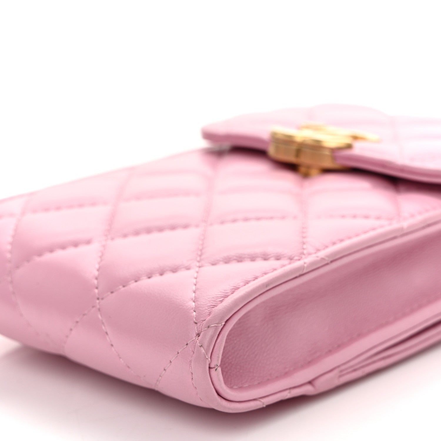 CHANEL ピンク　レザー ケース Chanel Lambskin Quilted Lacquered Chain Phone Holder With Chain