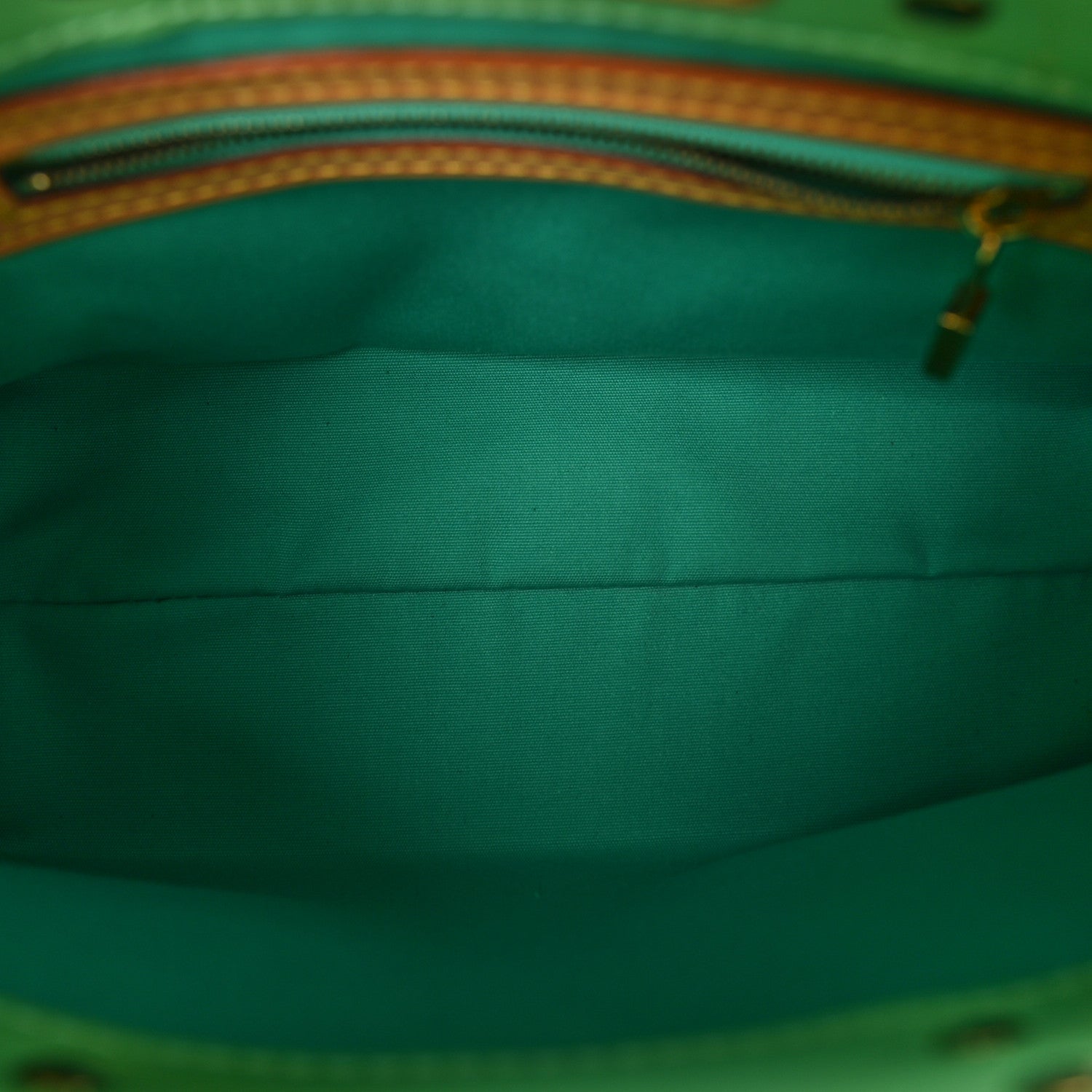 Louis Vuitton Vernis Reade PM Peppermint 5 of 9