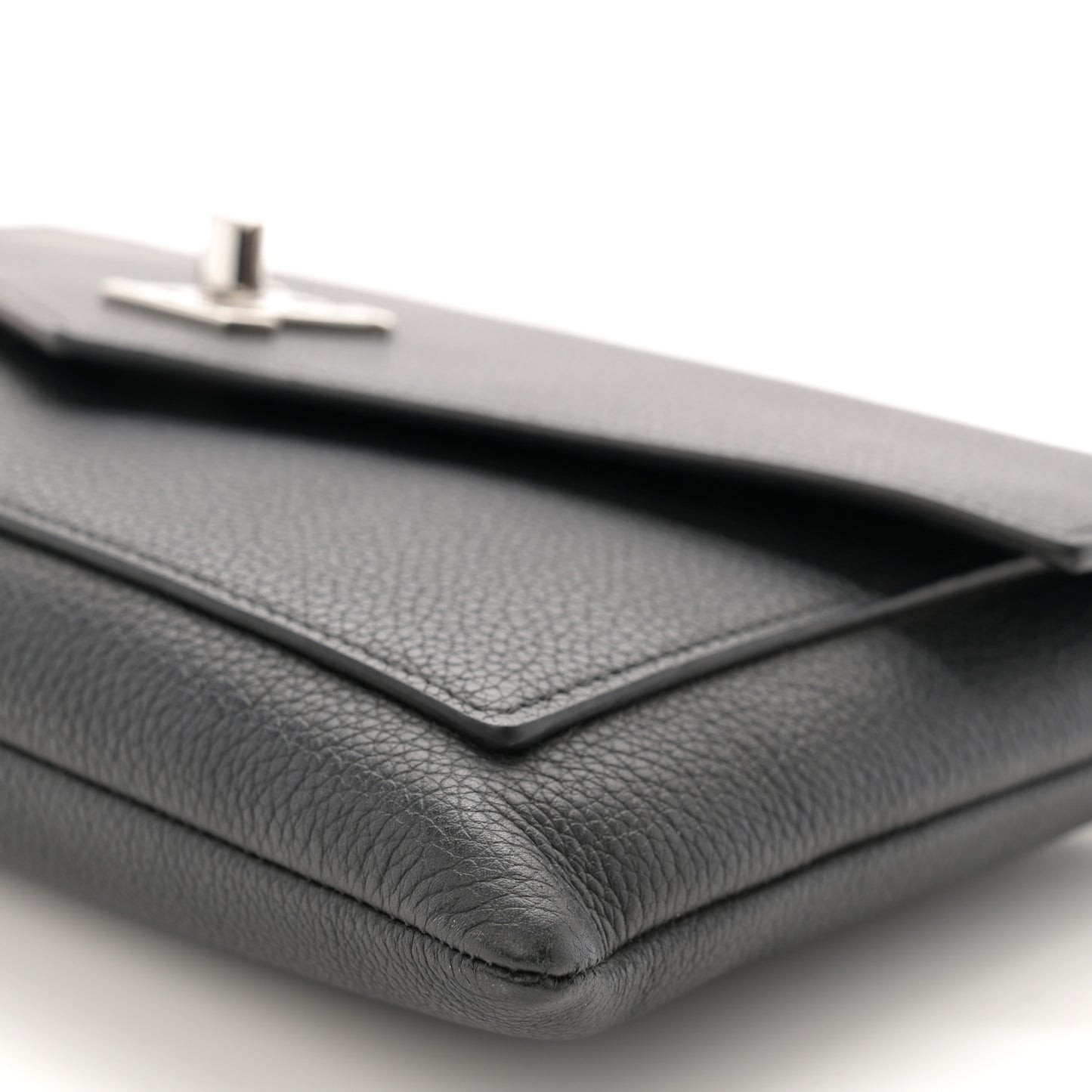 Soft Calfskin My Lockme Pochette Black