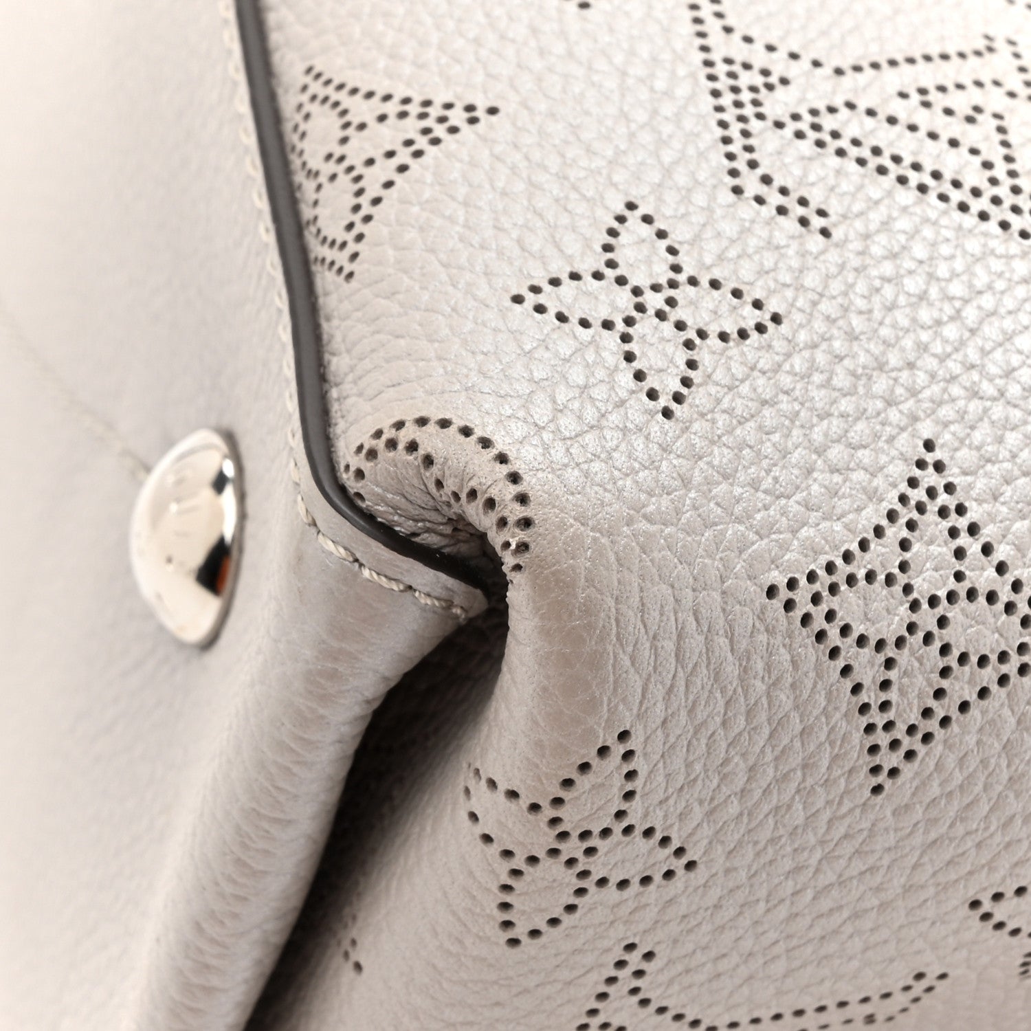 Louis Vuitton Mahina Muria Gris Souris 13 of 13
