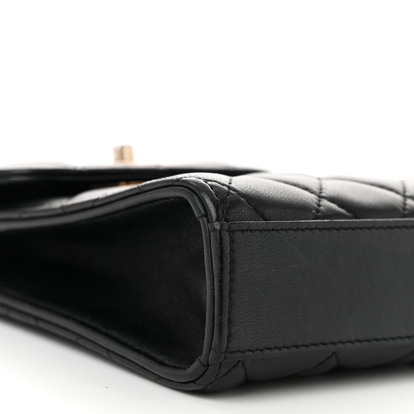 Lambskin Quilted Vertical Pearl Crush Flap With Chain Black