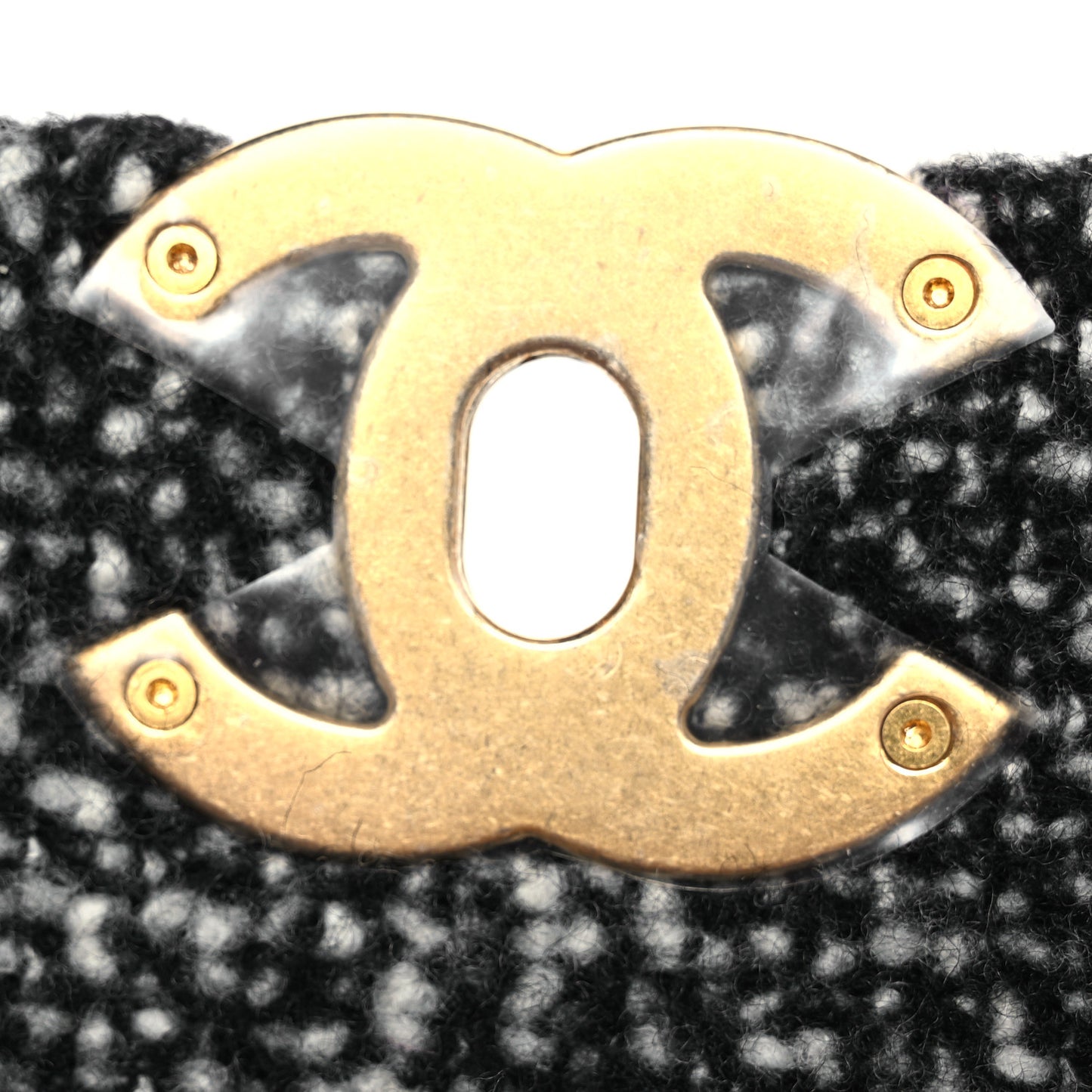 Tweed Quilted Medium Chanel 19 Flap Black White