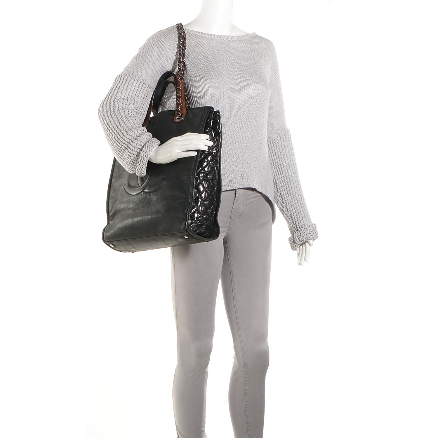 Chanel Iridescent Calfskin In The Mix Tote Black 2 of 7
