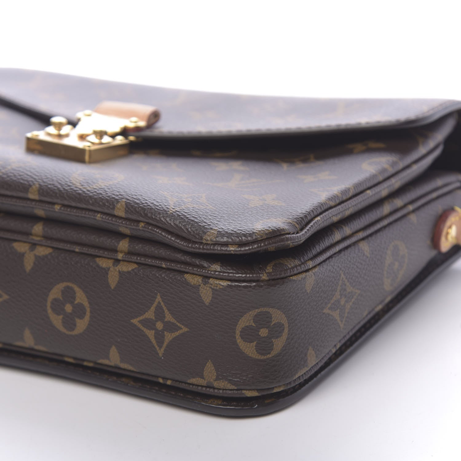 Louis Vuitton Monogram Pochette Metis 8 of 10