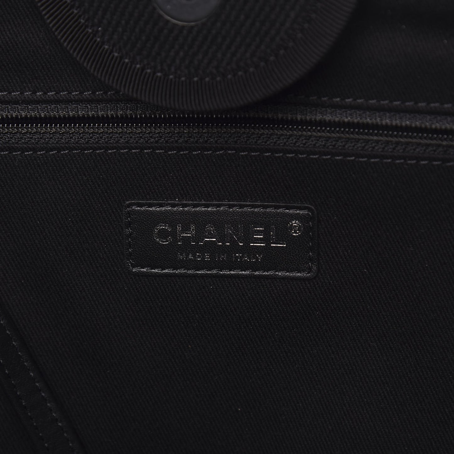 Canvas Pearl Medium Deauville Tote Black