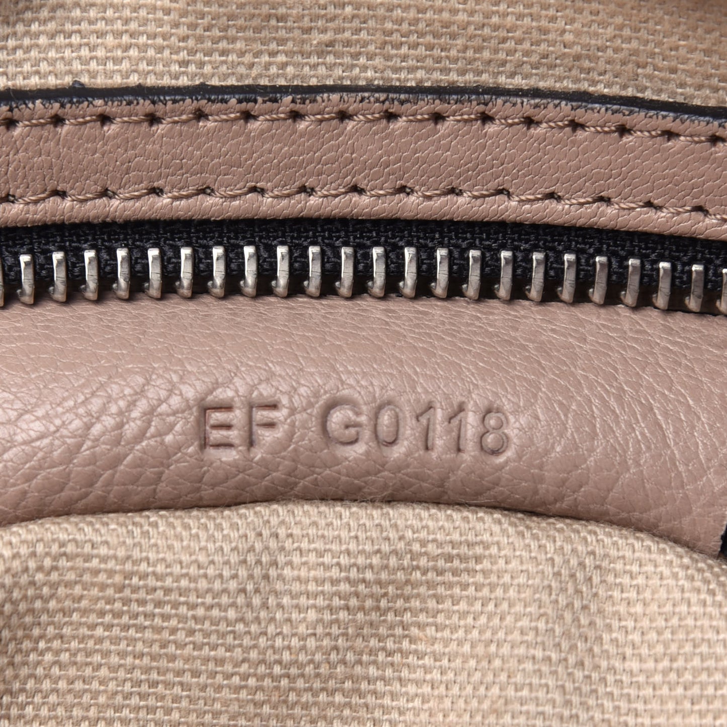 Sugar Goatskin Small Bi-Color Pandora Natural