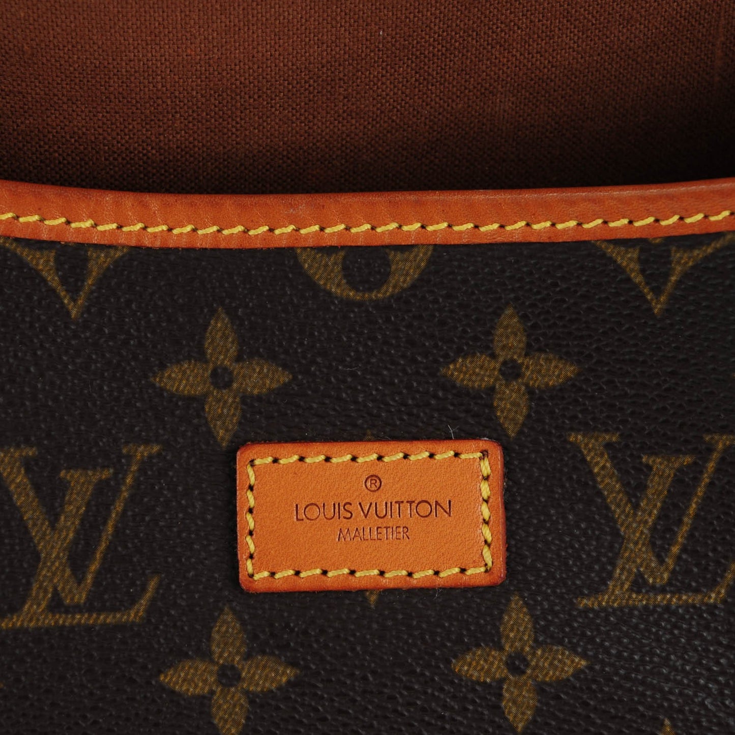 Monogram Saumur 35
