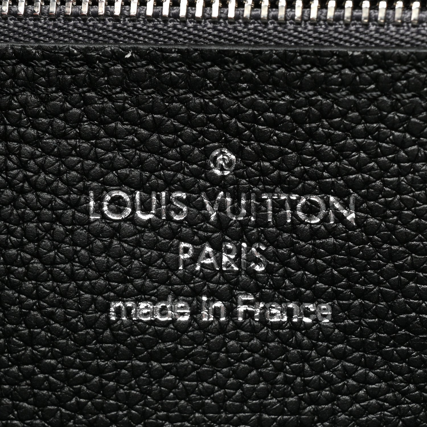 Louis Vuitton Mahina Carmel Hobo Black 6 of 10