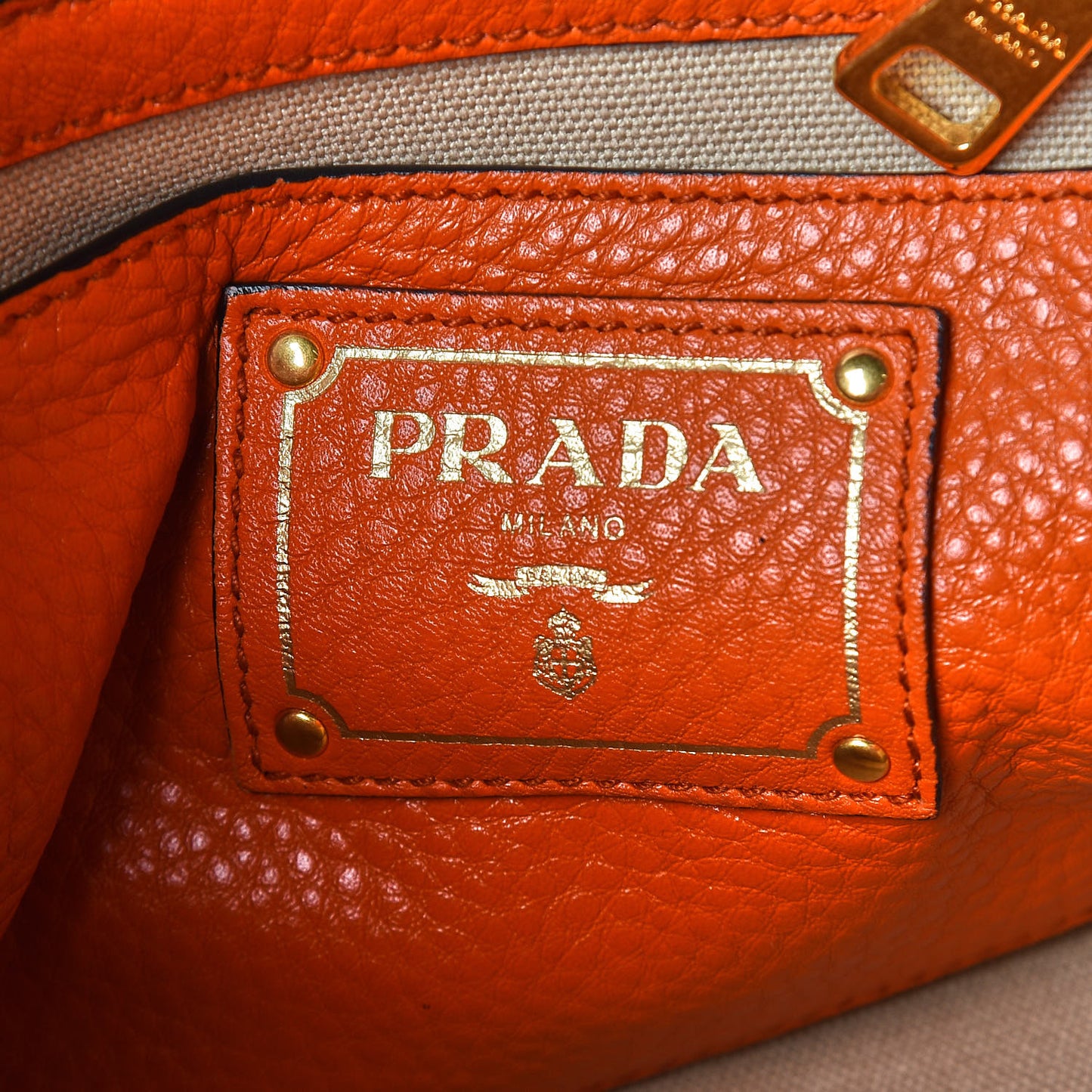 Vitello Daino Tote Papaya