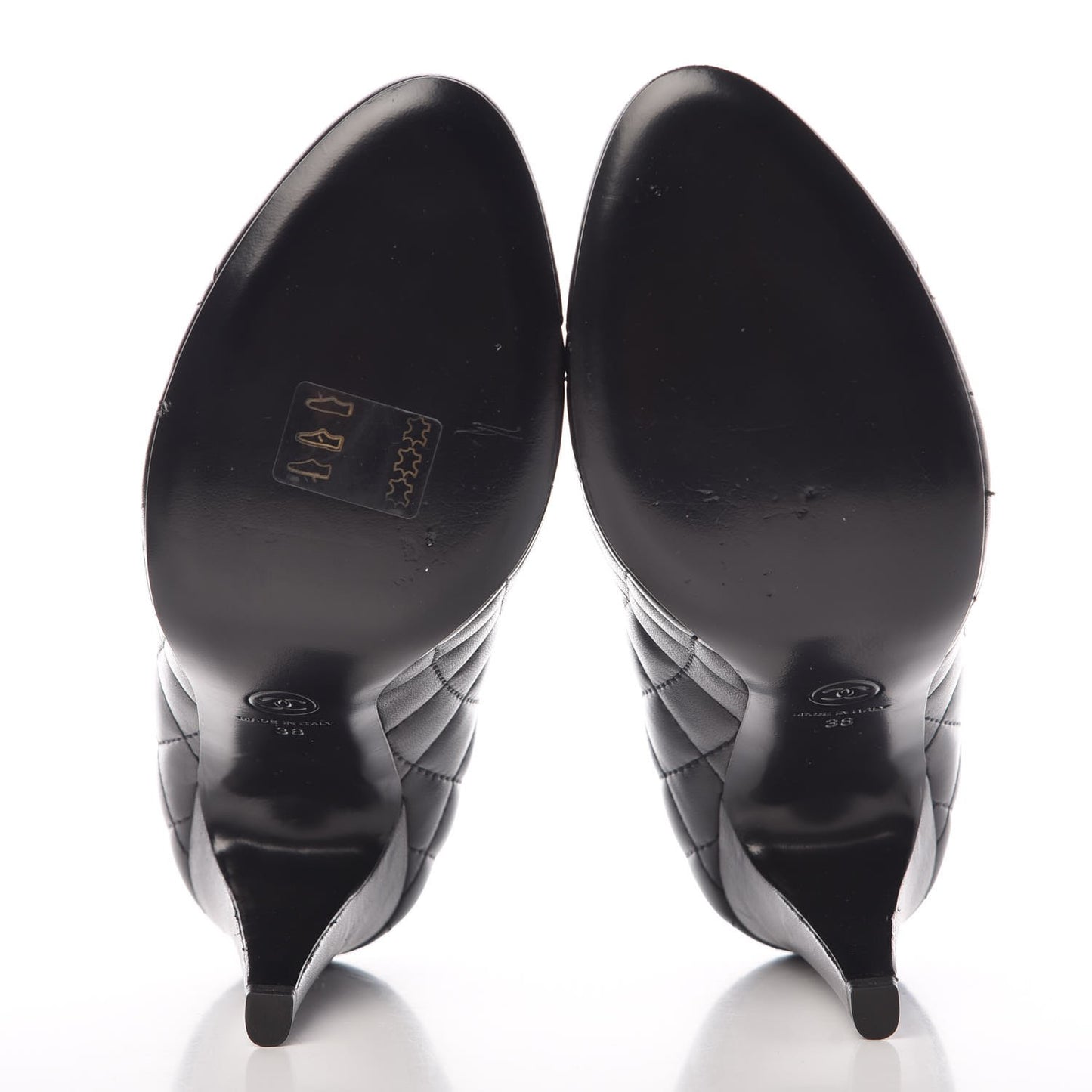 Lambskin Quilted Cap Toe Pumps 38 Black