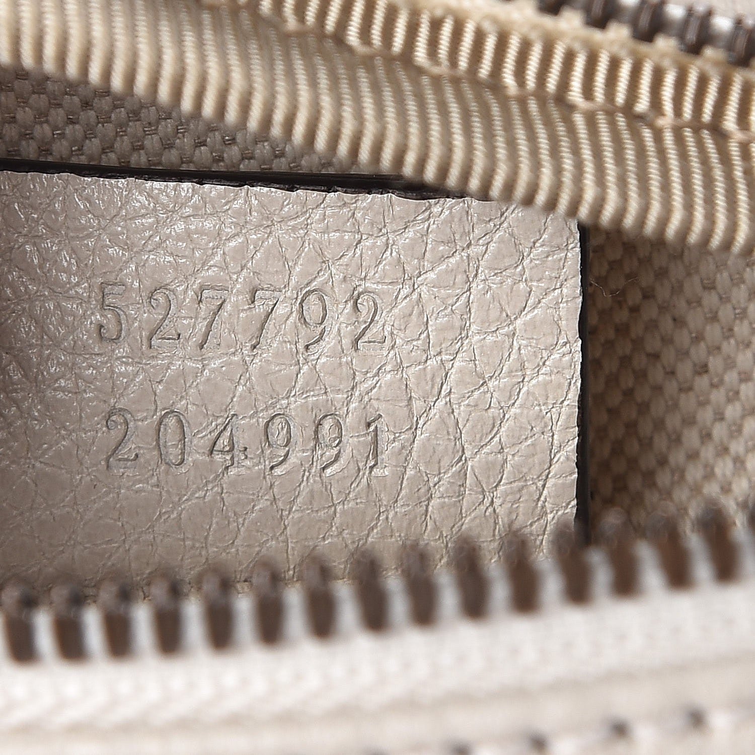 Gucci Grained Calfskin Small Logo Belt Bag White 7 of 7