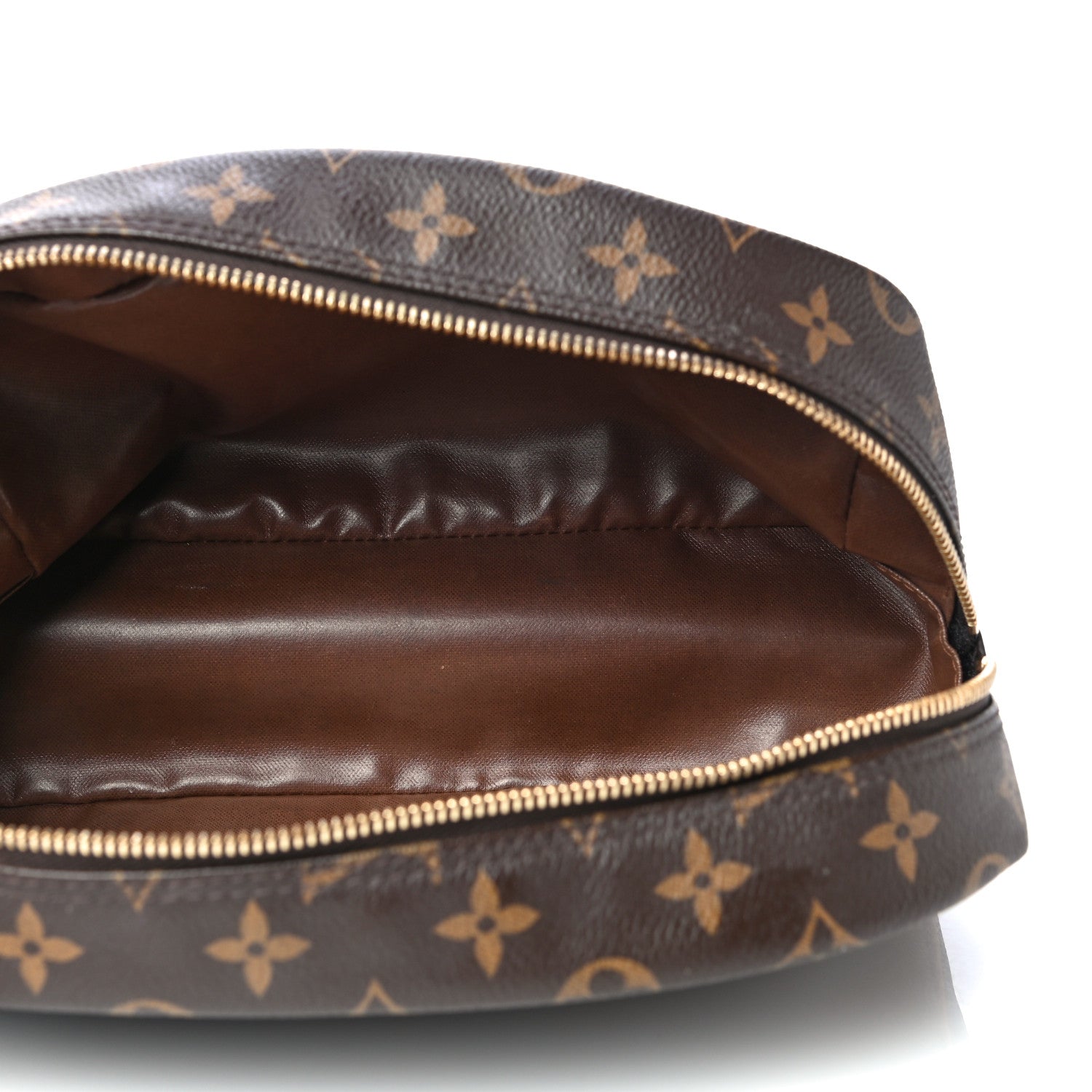 Louis Vuitton Monogram Toiletry Bag 25 5 of 22