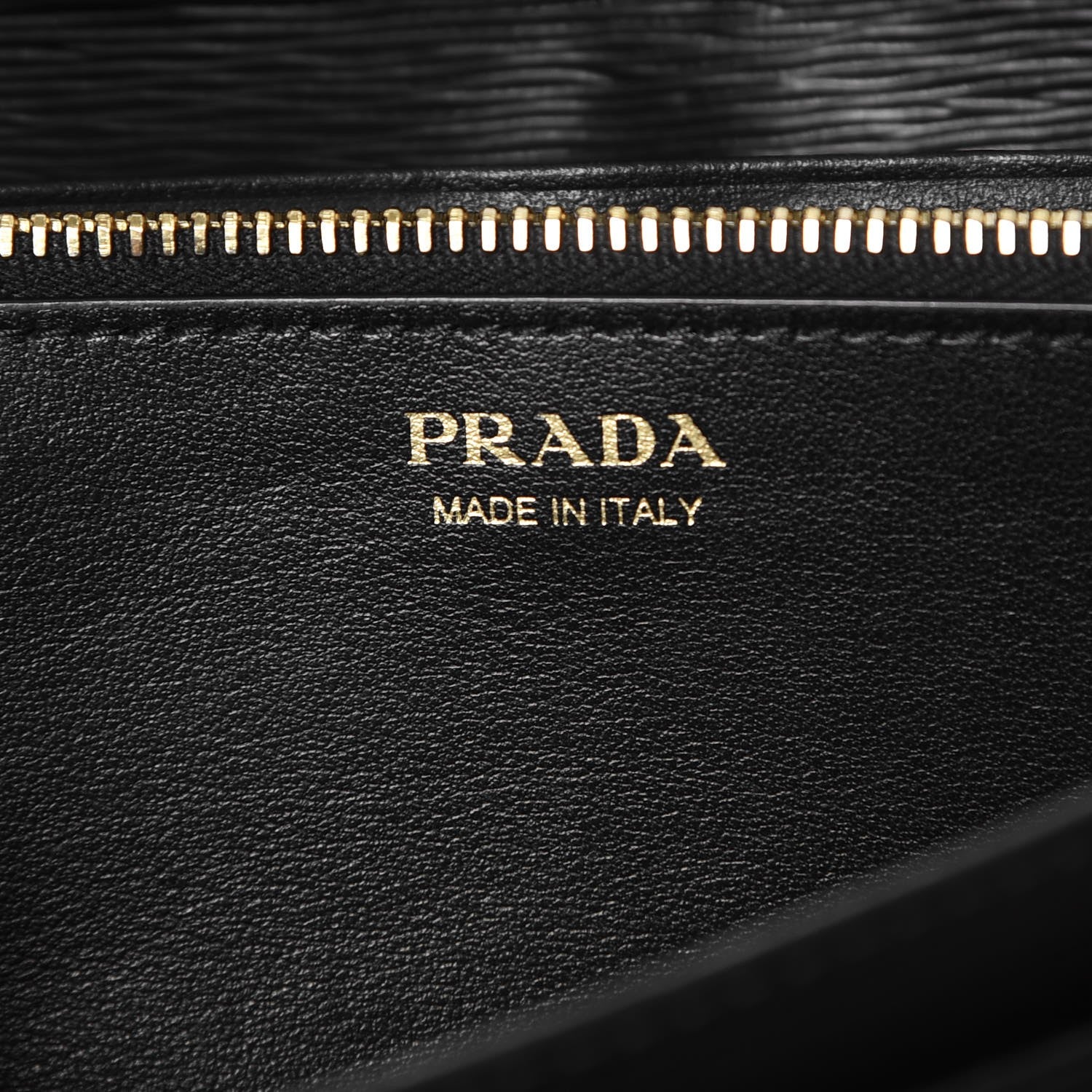 Prada Vitello Move Metal Oro Chain Wallet Black 8 of 8