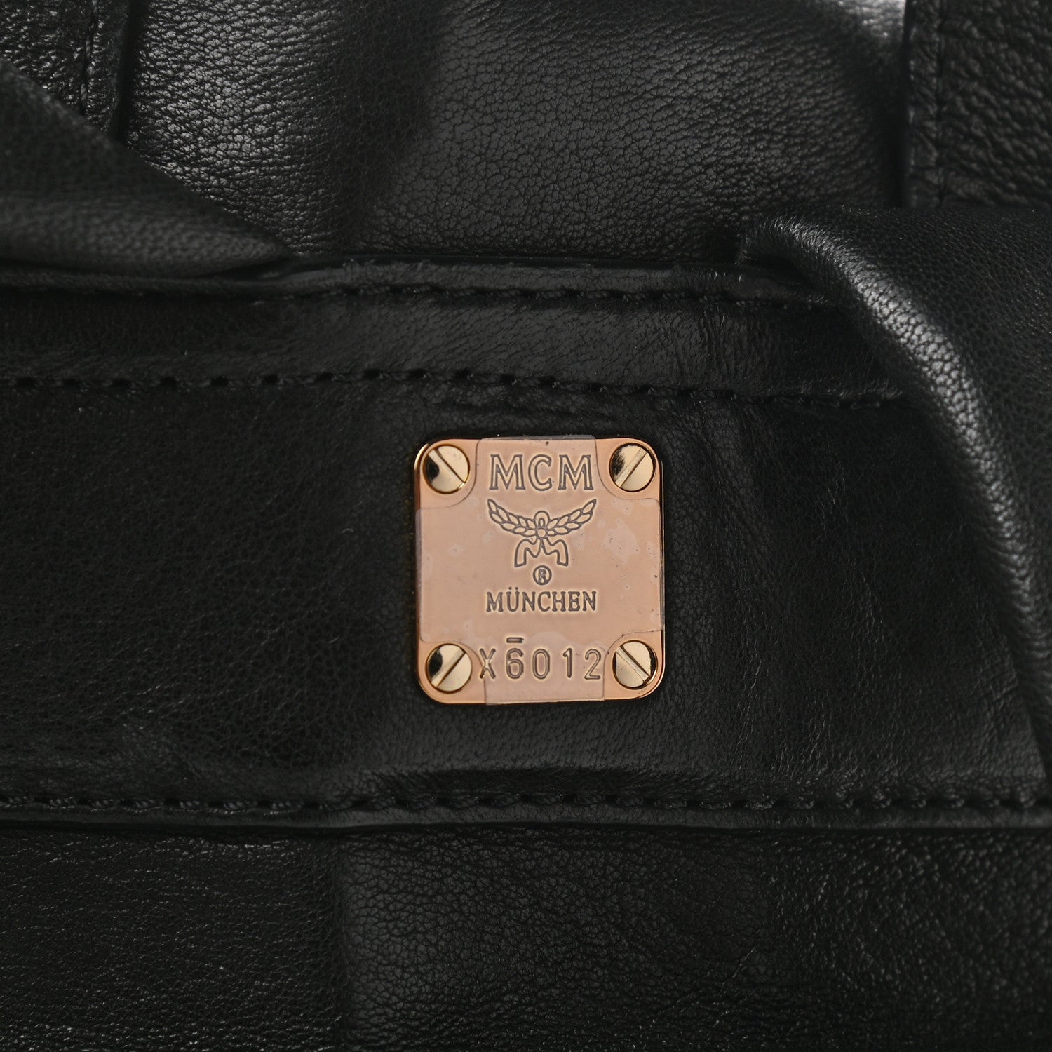 MCM Lambskin Fox Fur Medium Stark Insignia Backpack Black 6 of 11
