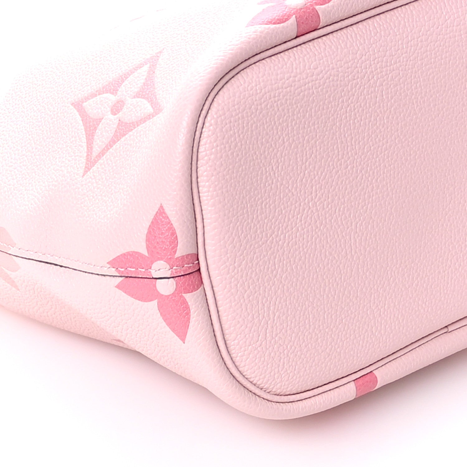 Louis Vuitton Empreinte Monogram Giant By The Pool Marshmallow Hobo PM Bouton De Rose 8 of 9