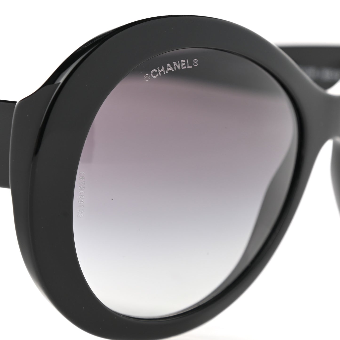 Oval CC Sunglasses 5372 Black